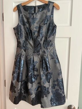 Ivanka Trump Silver Blue Floral Dress 8